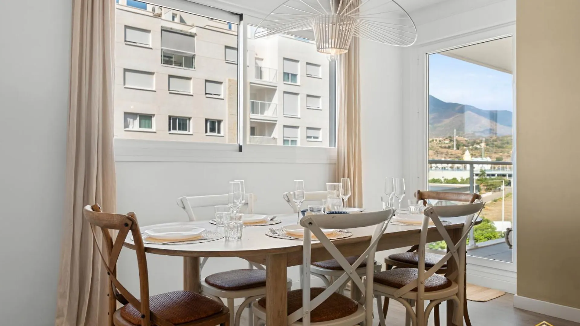 Luxury New Boho Apartment - Estepona Spain
