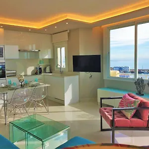Apartment Fabulous In Front Of Sea & Marina With Incredible Views, Estepona