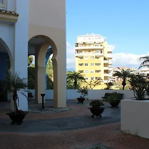 Apartment Puerto Blanco, Estepona